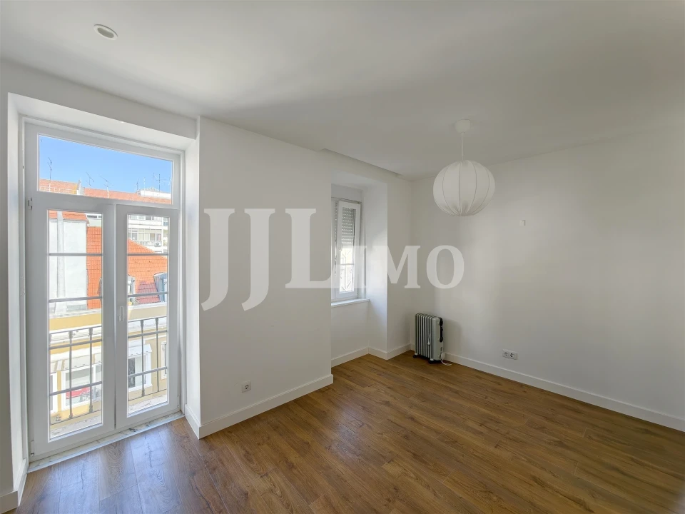 Apartamento T3 para Arrendamento em Arroios Foto 1
