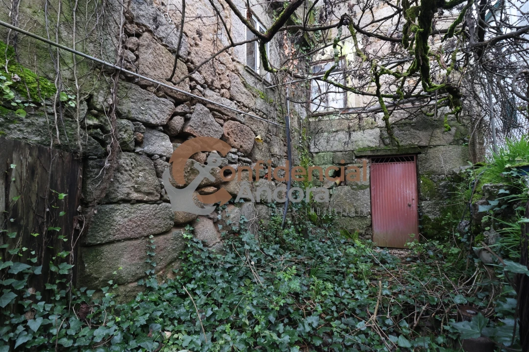 Moradia T3 para Venda em Nespereira Foto 10