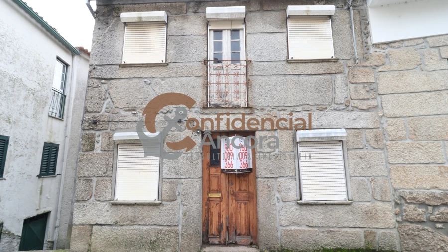Moradia T3 para Venda em Nespereira