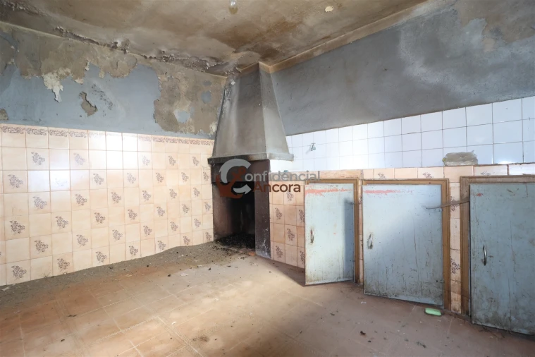 Moradia T2 para Venda em Folgosinho Foto 4