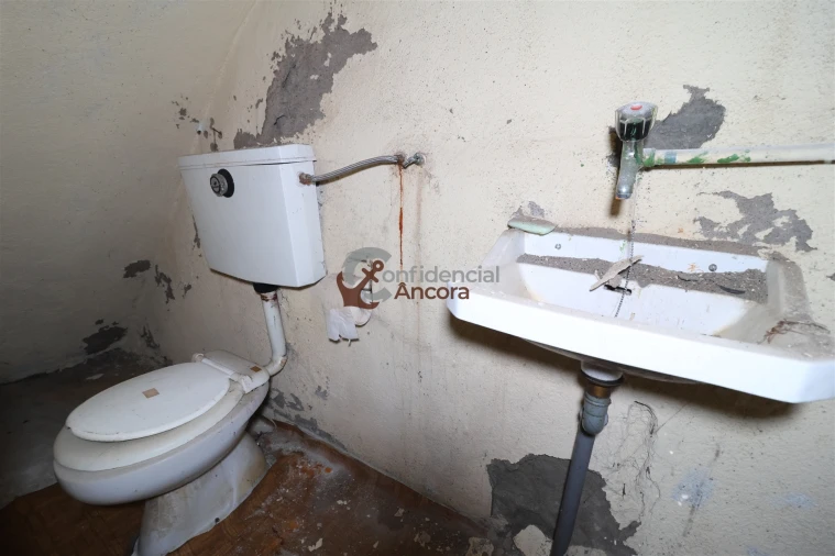 Moradia T2 para Venda em Folgosinho Foto 8