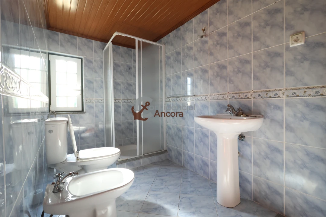 Apartamento T2 para Venda em Melo e Nabais Foto 7