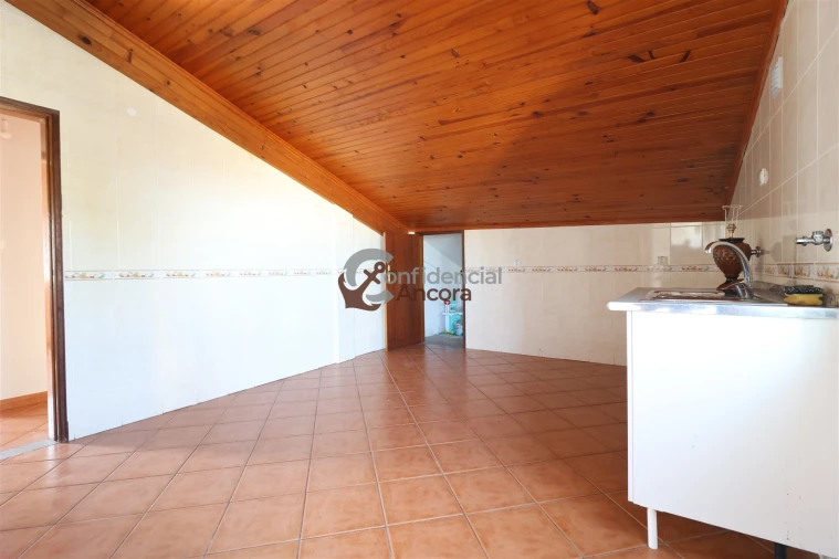 Apartamento T2 para Venda em Melo e Nabais Foto 12