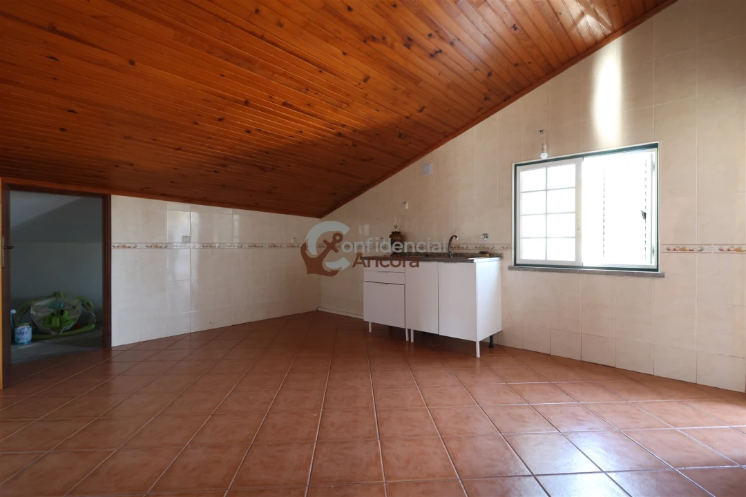 Apartamento T2 para Venda em Melo e Nabais Foto 10