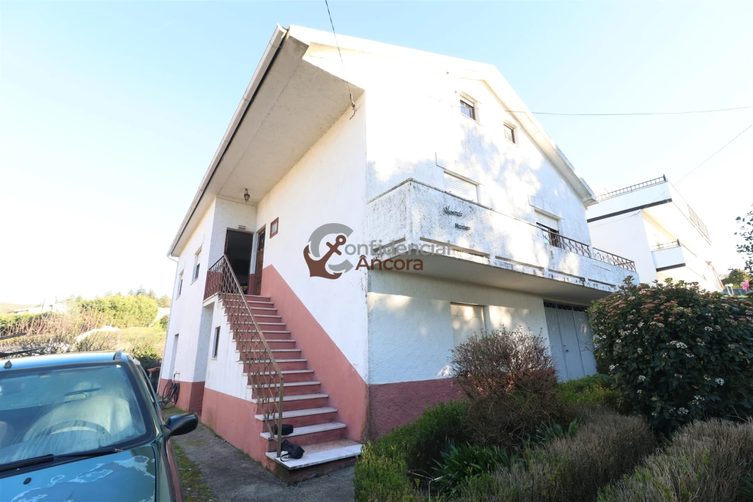 Moradia T3 para Venda em Gouveia (São Pedro e São Julião) Foto 1