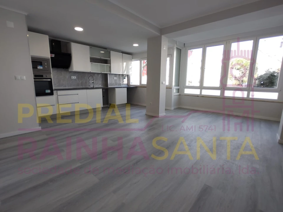 Apartamento T2 para Venda em Oeiras e São Julião da Barra, Paço de Arcos e Caxias Foto 9