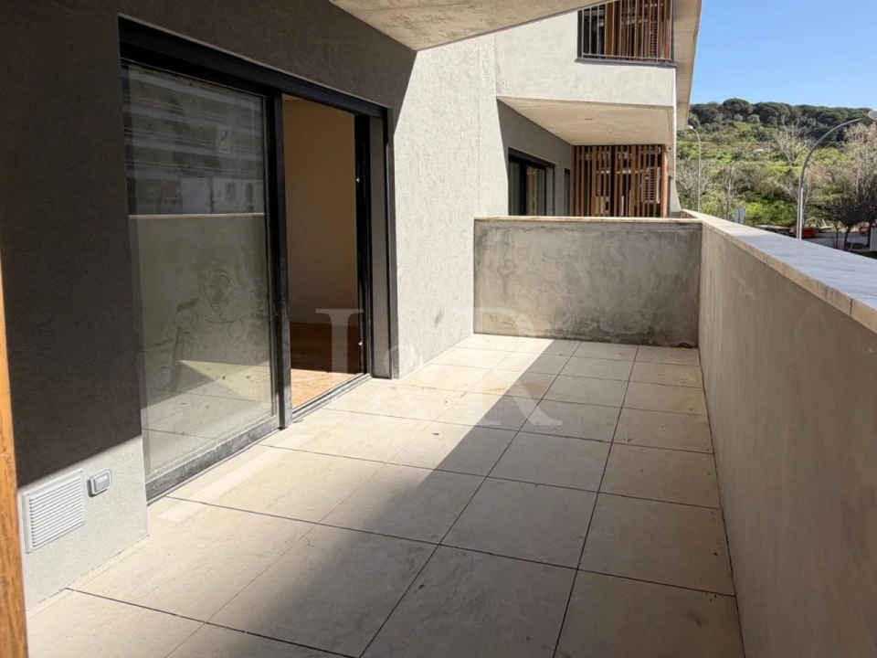 Apartamento T3 para Venda em Algés, Linda-A-Velha e Cruz Quebrada-Dafundo Foto 3