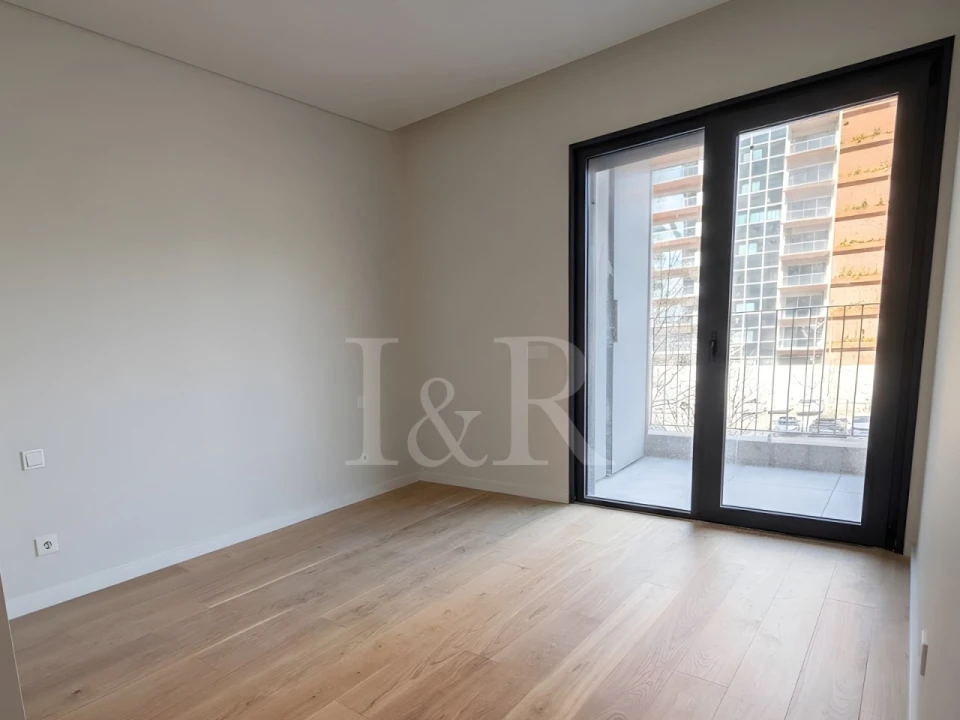 Apartamento T3 para Venda em Algés, Linda-A-Velha e Cruz Quebrada-Dafundo Foto 16