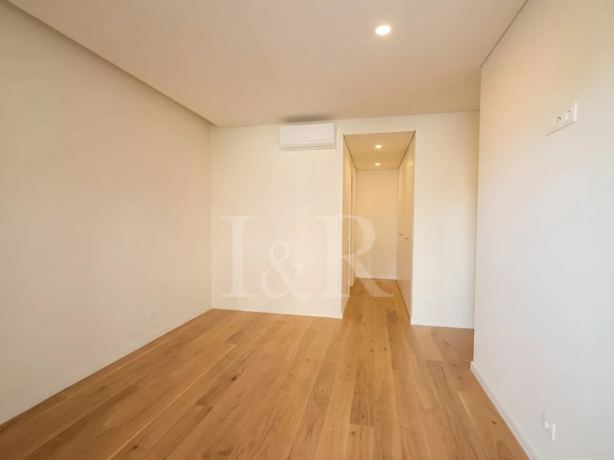 Apartamento T3 para Venda em Algés, Linda-A-Velha e Cruz Quebrada-Dafundo Foto 13