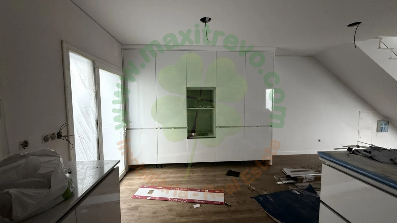 Moradia T4 para Venda em Fernao Ferro Foto 6