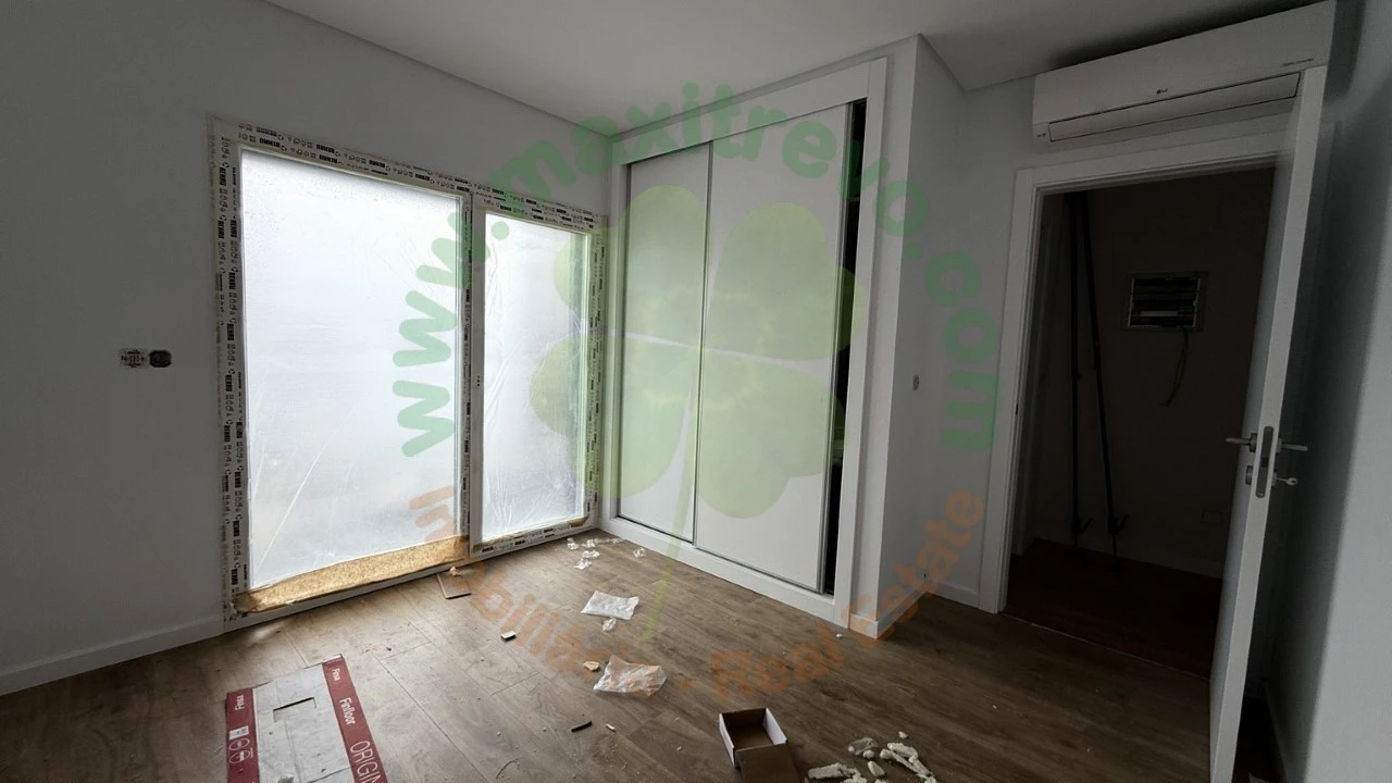 Moradia T4 para Venda em Fernao Ferro Foto 8