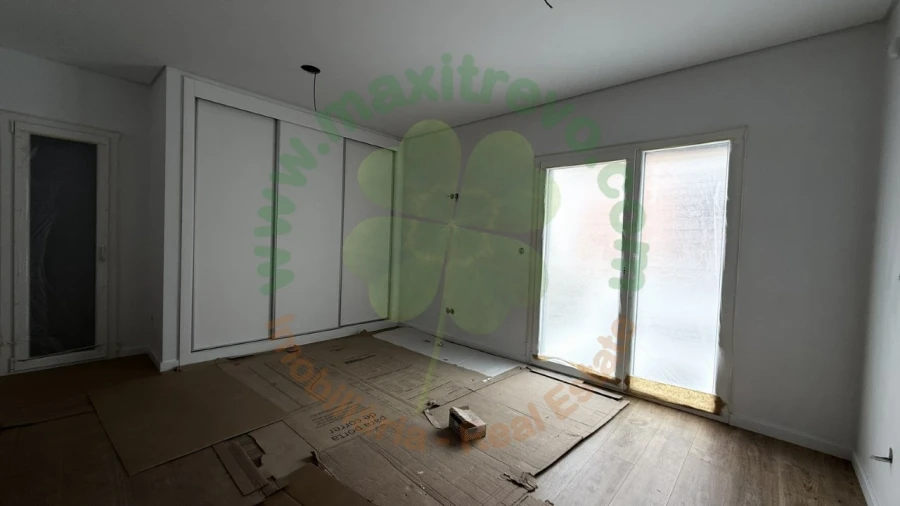 Moradia T4 para Venda em Fernao Ferro Foto 13