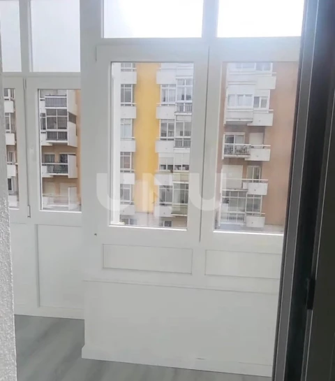 Apartamento T2 para Venda em Oeiras e São Julião da Barra, Paço de Arcos e Caxias