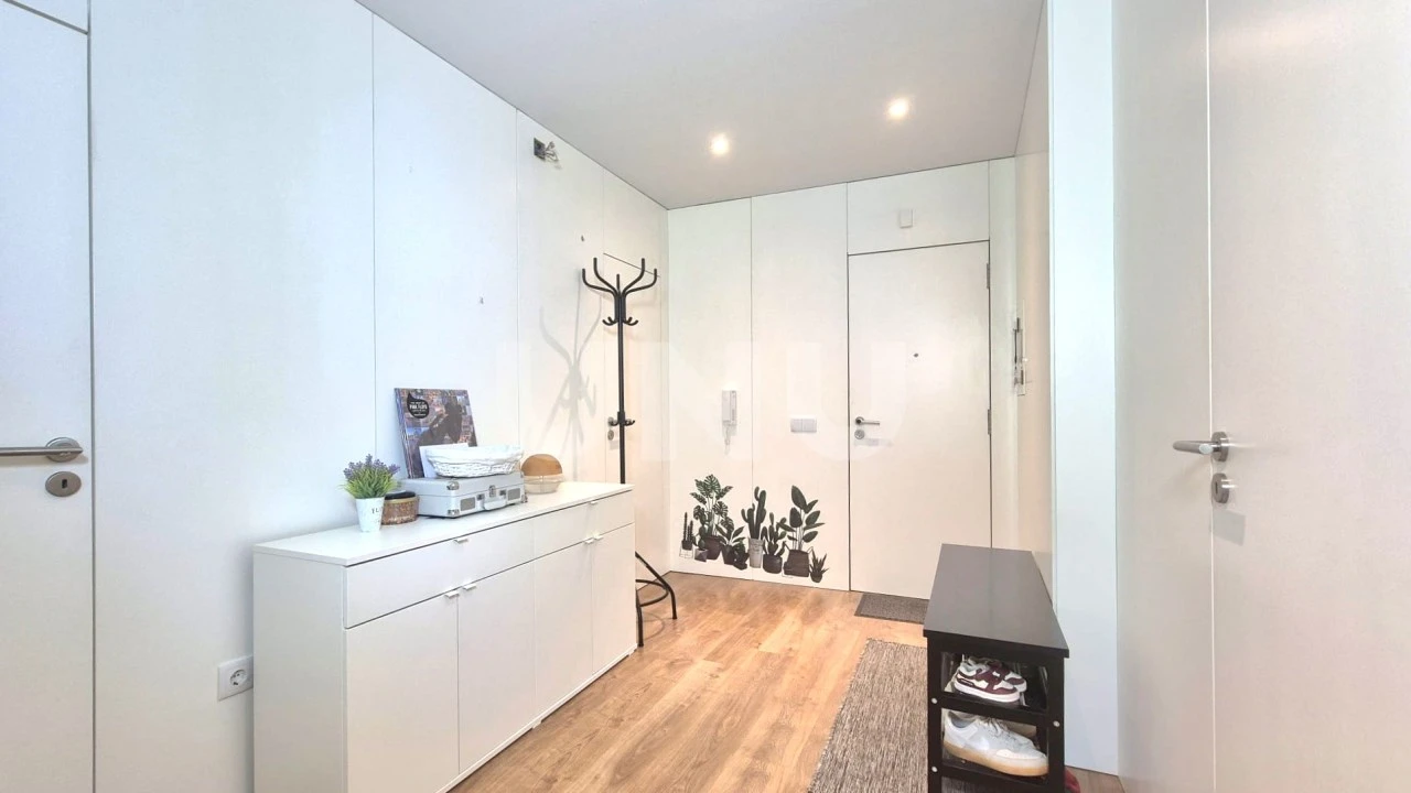 Apartamento T3 para Venda em Ovar, São João, Arada e São Vicente de Pereira Jusã Foto 1