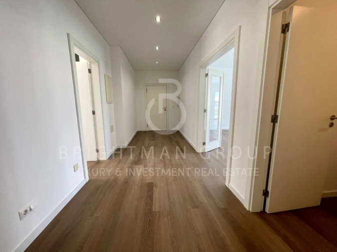 Apartamento T3 para Arrendamento em Santa Maria e São Miguel, São Martinho, São Pedro Penaferrim Foto 13