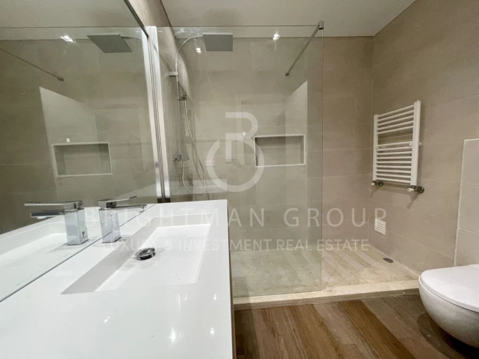 Apartamento T3 para Arrendamento em Santa Maria e São Miguel, São Martinho, São Pedro Penaferrim Foto 6