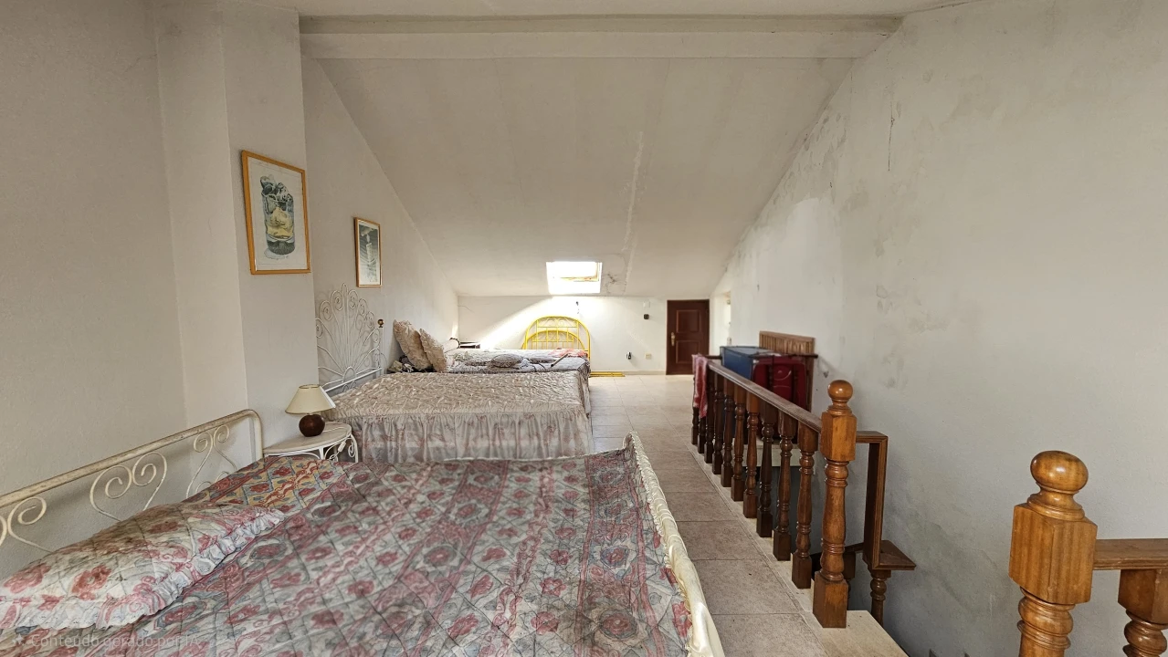 Moradia T3 para Venda em Atouguia da Baleia Foto 16