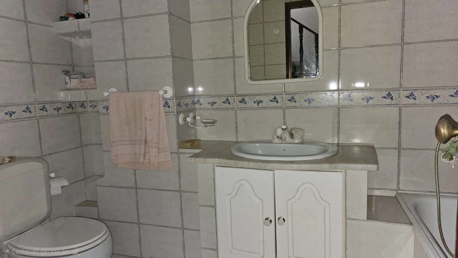 Moradia T3 para Venda em Atouguia da Baleia Foto 12