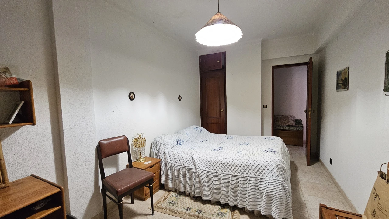 Moradia T3 para Venda em Atouguia da Baleia Foto 11