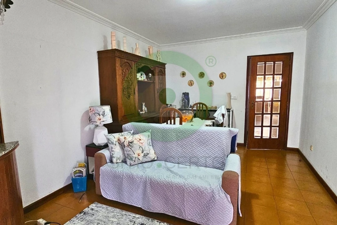 Apartamento T1 para Venda em Santa Maria Maior Foto 4