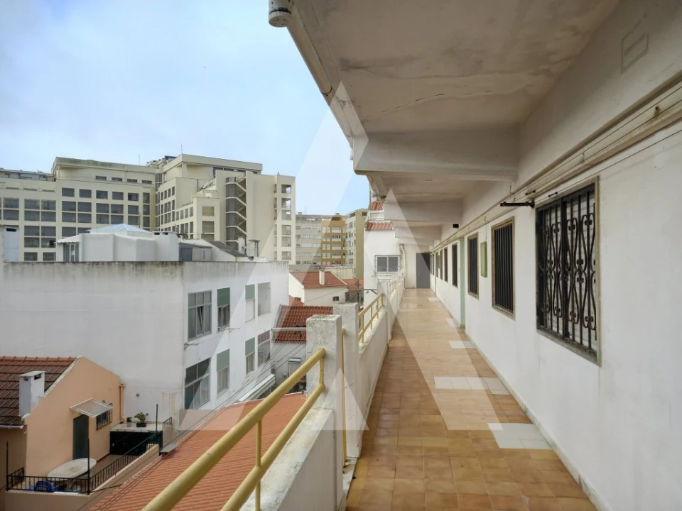 Apartamento T3 para Venda em Costa da Caparica Foto 34