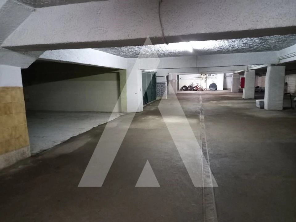 Apartamento T3 para Venda em Costa da Caparica Foto 36