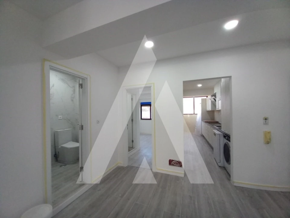 Apartamento T3 para Venda em Costa da Caparica Foto 4