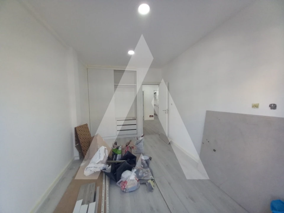Apartamento T3 para Venda em Costa da Caparica Foto 9