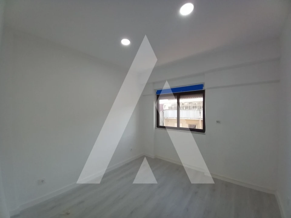 Apartamento T3 para Venda em Costa da Caparica Foto 17