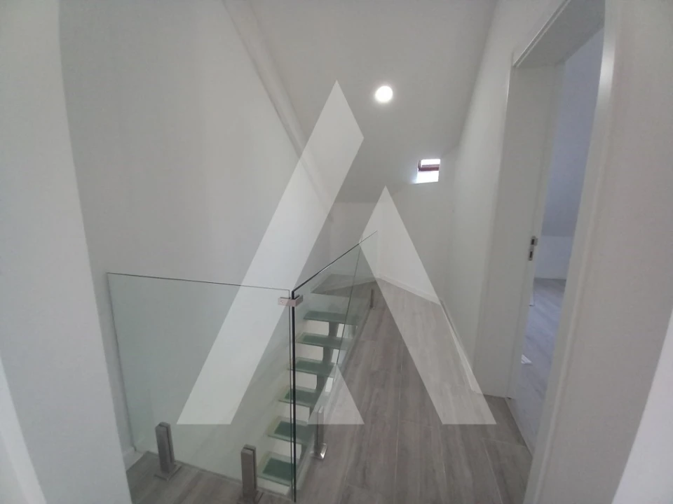 Apartamento T3 para Venda em Costa da Caparica Foto 22