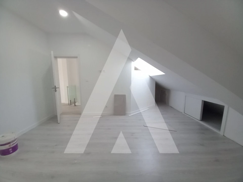 Apartamento T3 para Venda em Costa da Caparica Foto 25