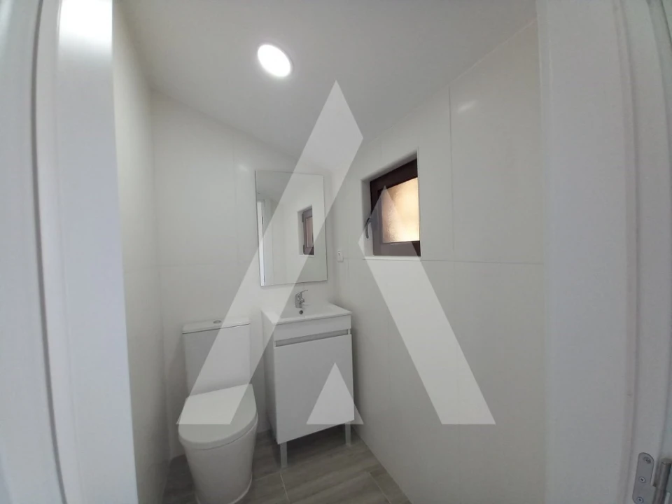 Apartamento T3 para Venda em Costa da Caparica Foto 32