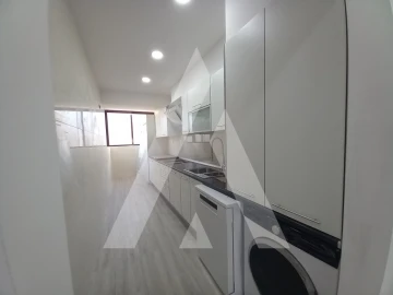 Apartamento T3 para Venda em Costa da Caparica
