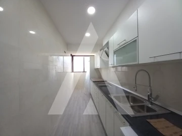 Apartamento T3 para Venda em Costa da Caparica