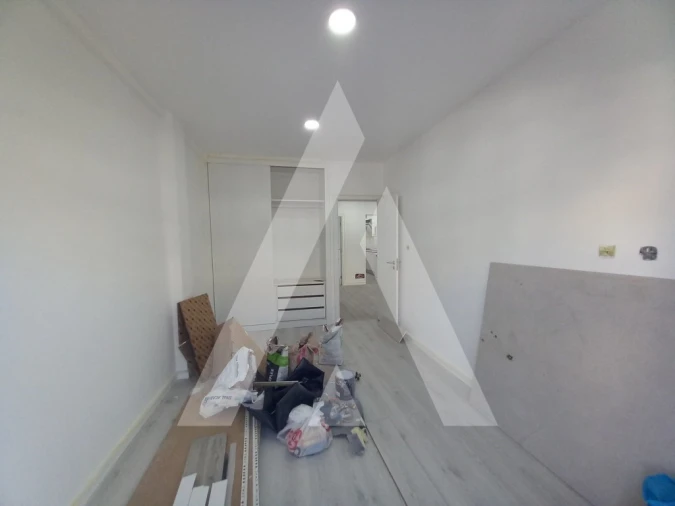 Apartamento T3 para Venda em Costa da Caparica Foto 9