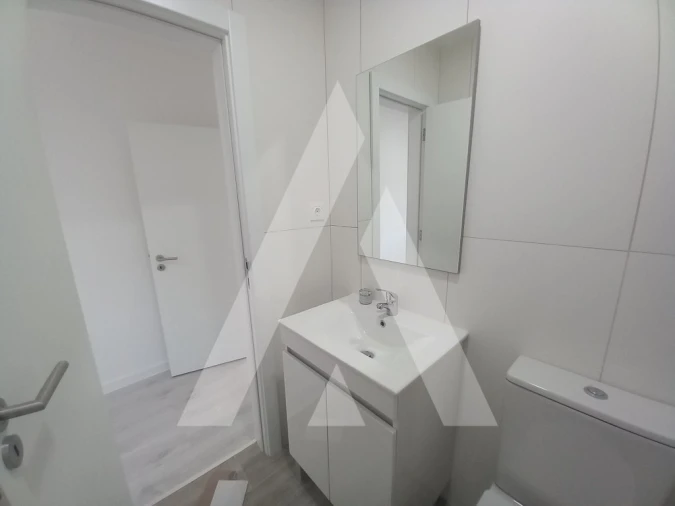 Apartamento T3 para Venda em Costa da Caparica Foto 16