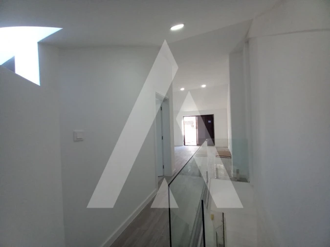 Apartamento T3 para Venda em Costa da Caparica Foto 21