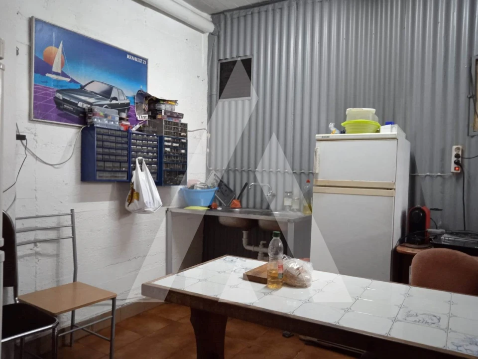 Garagem para Venda em Seixal, Arrentela e Aldeia de Paio Pires Foto 19