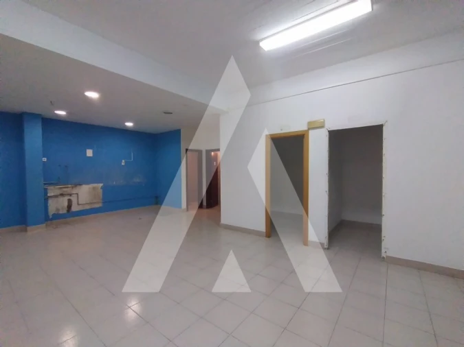 Loja para Venda em Alto do Seixalinho, Santo André e Verderena Foto 18