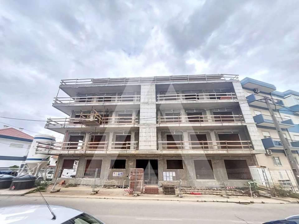 Apartamento T3 para Venda em Amora Foto 1