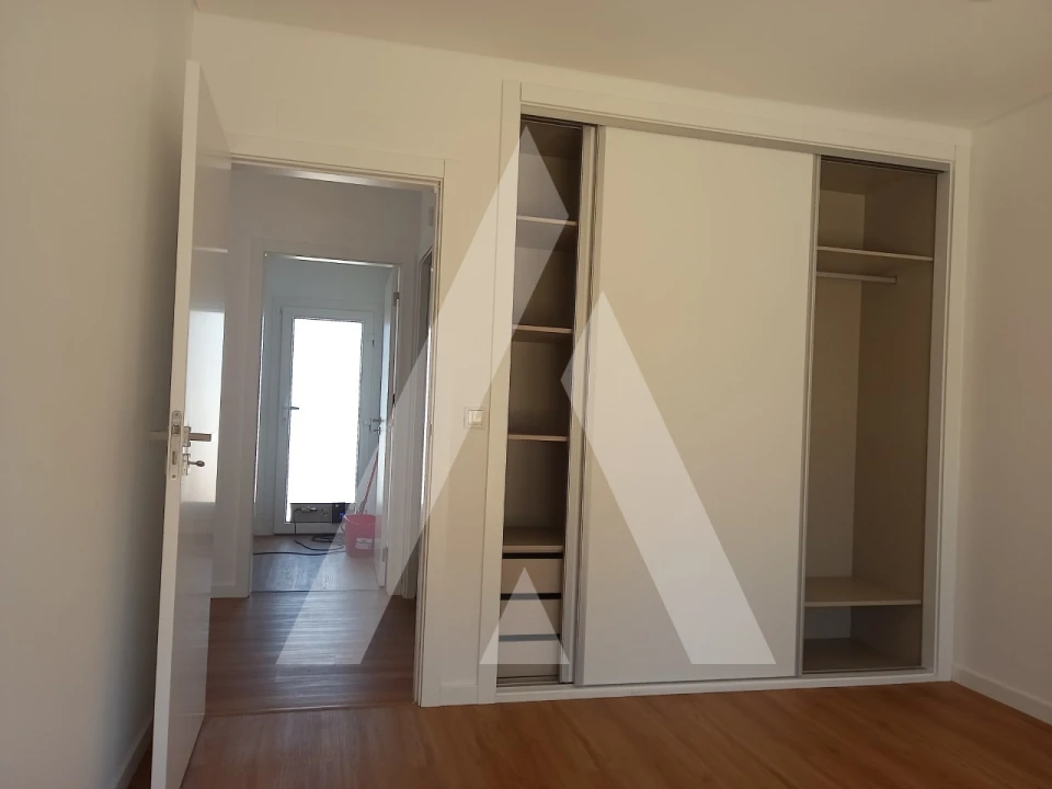 Moradia T4 para Venda em Fernao Ferro Foto 9