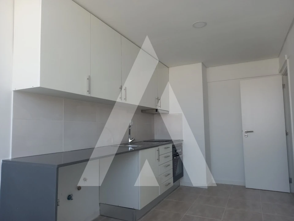 Apartamento T3 para Venda em Amora Foto 12