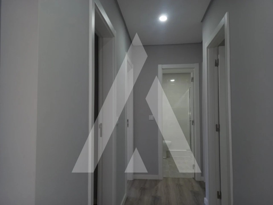 Apartamento T3 para Venda em Amora Foto 9