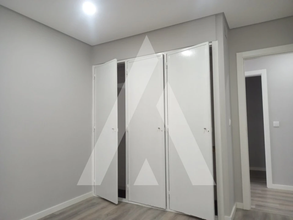 Apartamento T3 para Venda em Amora Foto 18