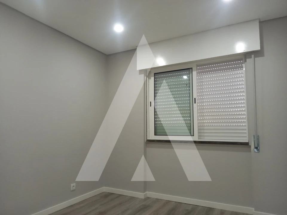 Apartamento T3 para Venda em Amora Foto 16