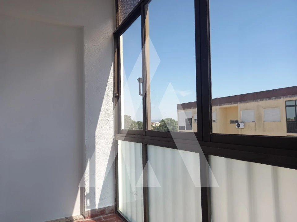 Apartamento T3 para Venda em Amora Foto 23