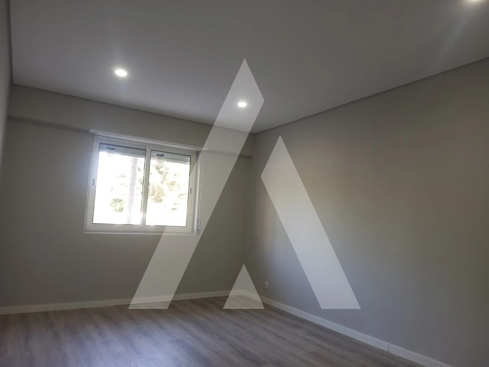 Apartamento T3 para Venda em Amora Foto 8