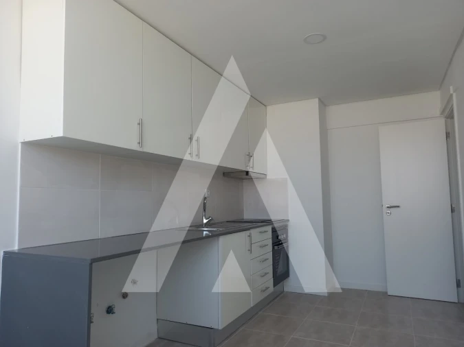 Apartamento T3 para Venda em Amora Foto 12