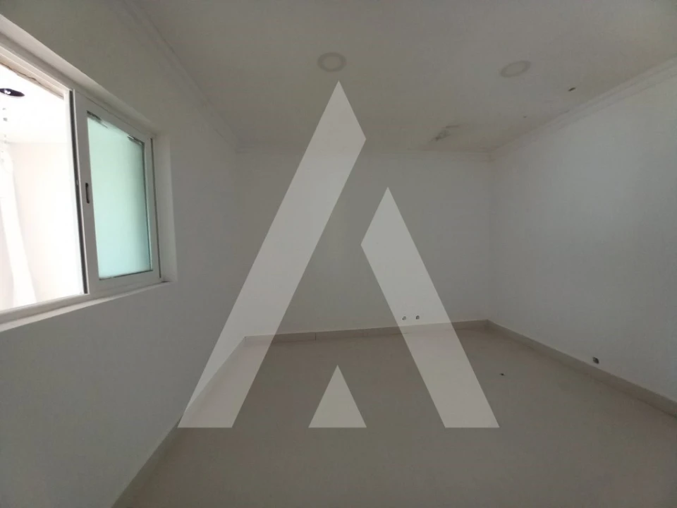 Moradia T3 para Venda em Corroios Foto 38