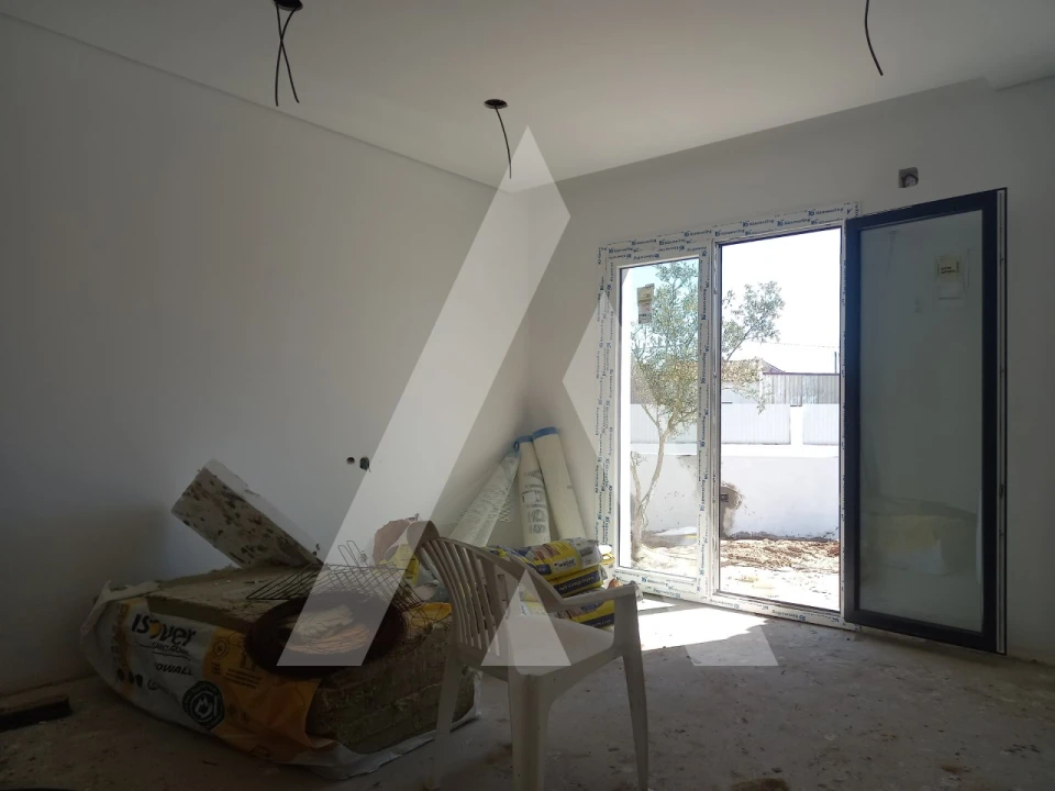 Moradia T4 para Venda em Fernao Ferro Foto 24